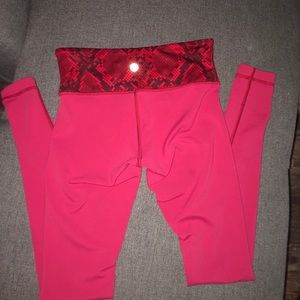 Lululemon reversible wunder under leggings